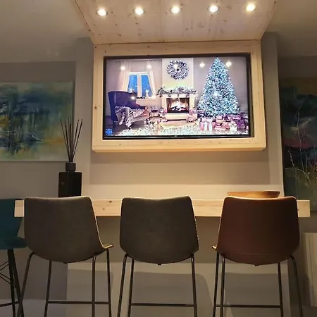 The Art House 2 Galway, Woodquay Apartamento