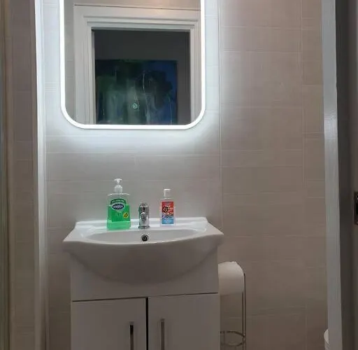 The Art House 2 Galway, Woodquay Apartamento