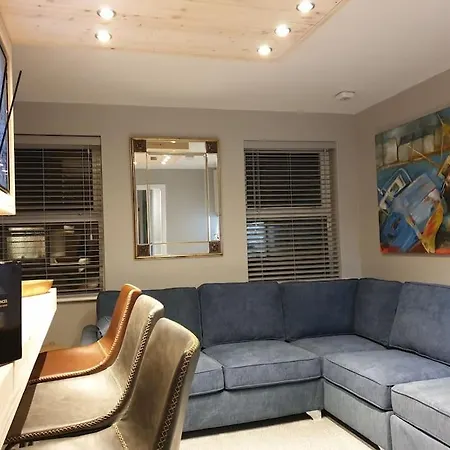 The Art House 2 Galway, Woodquay アパート ゴールウェイ